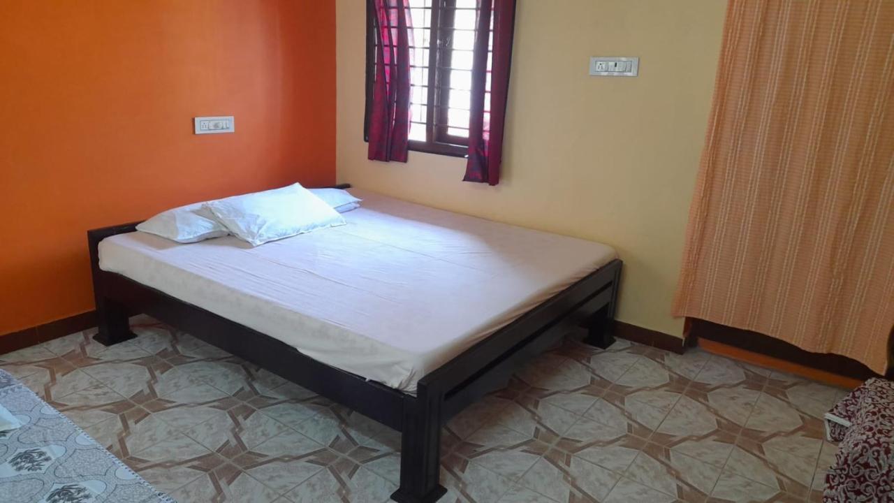 Villa Umar Homestay ポンディシェリ エクステリア 写真